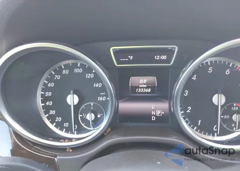 2014 Mercedes-Benz Ml 350 z USA, uszkodzony, nr VIN 4JGDA5JB7EA284526